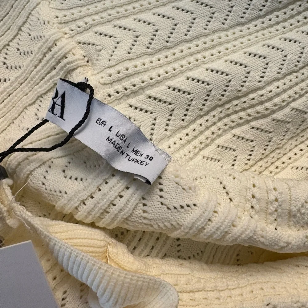 Zara Cream Ruffled Cardigan - Picture 14 of 14